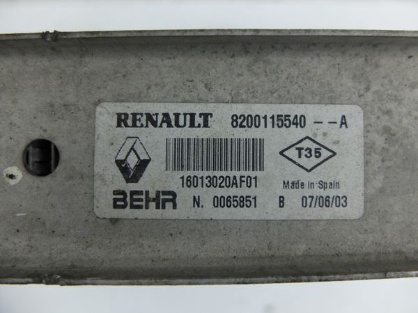 Aire De Radiador   Renault 8200115540 16013020AF01 Behr