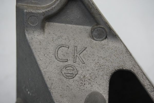 Soporte Del Motor Nissan Juke 1.5 DCI CK K9K646