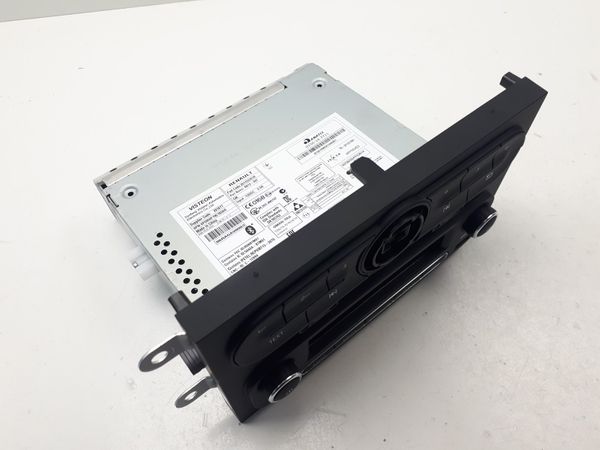 Radio del coche USB BT Renault Twingo 3 281153161R 0km