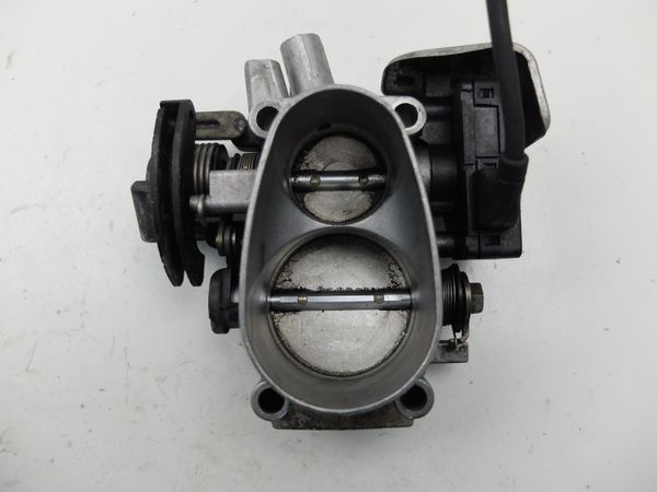 Mariposa De Aire Renault Clio 7700857377 7700862383 1.8 F3P