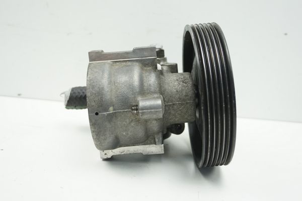 Bomba De La Dirección Asistida  8200096704 1,9 dci Laguna 2 Primera Renault Nissan 