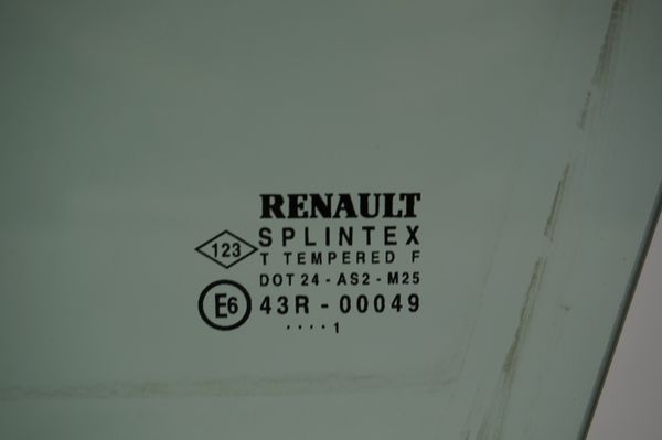 Luna De La Puerta Izquierdo Delantero Renault Scenic 1999-2003 8200143306 AS2 2001