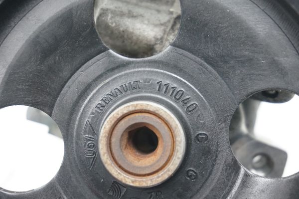 Bomba De La Dirección Asistida  8200096704 1,9 dci Laguna 2 Primera Renault Nissan 