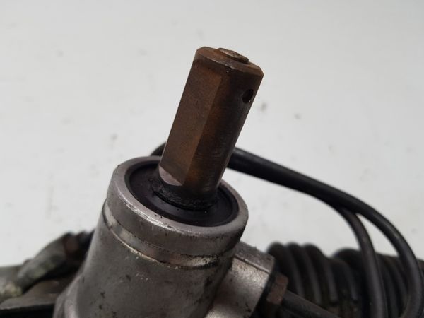 Engranaje De La Dirección Peugeot 306 9431020021 TRW 7571