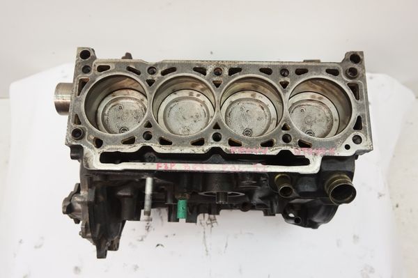 Bloque Del Motor 7701470282 F3P674 1,8 Laguna Renault