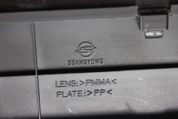 Licznik Zegar  Ssang Yong  Rexton 80220-08B10 Dies