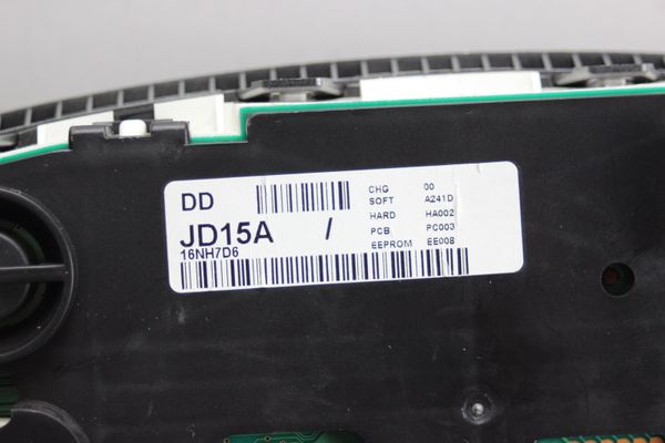 Licznik Zegar Obrotomierz  Nissan Qashqai JD15A