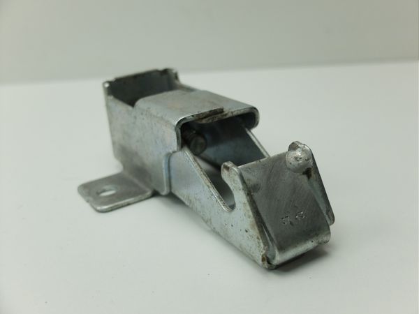 Elevador De La Rueda  Dacia Duster 572210001R