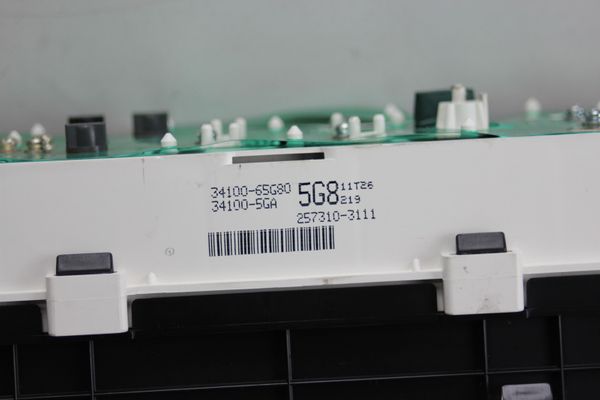 Licznik Zegar Suzuki  Baleno 34100-65G80 Benzyna