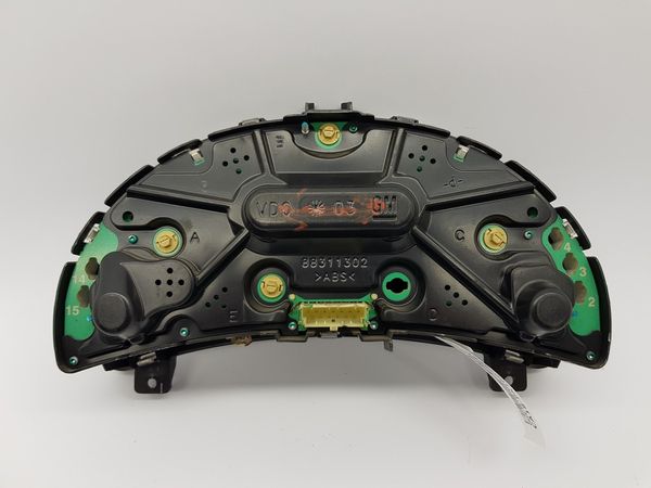 Velocímetro/Instrumentos Y Relojes  Opel Corsa C 13140245LQ 110080226010